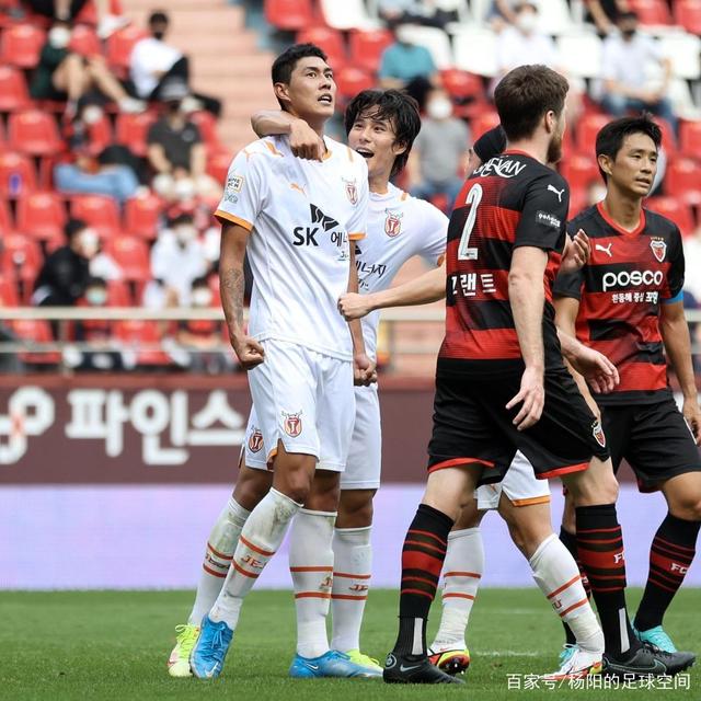 关于门将出色发挥，南特队客场大胜对手的信息