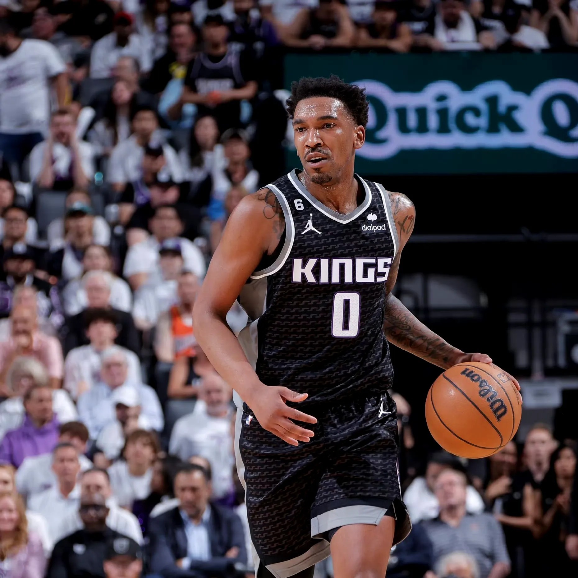 快船队长发表赛前感言,表达对球队信心 快船队长发表赛前感言,表达对球队信心