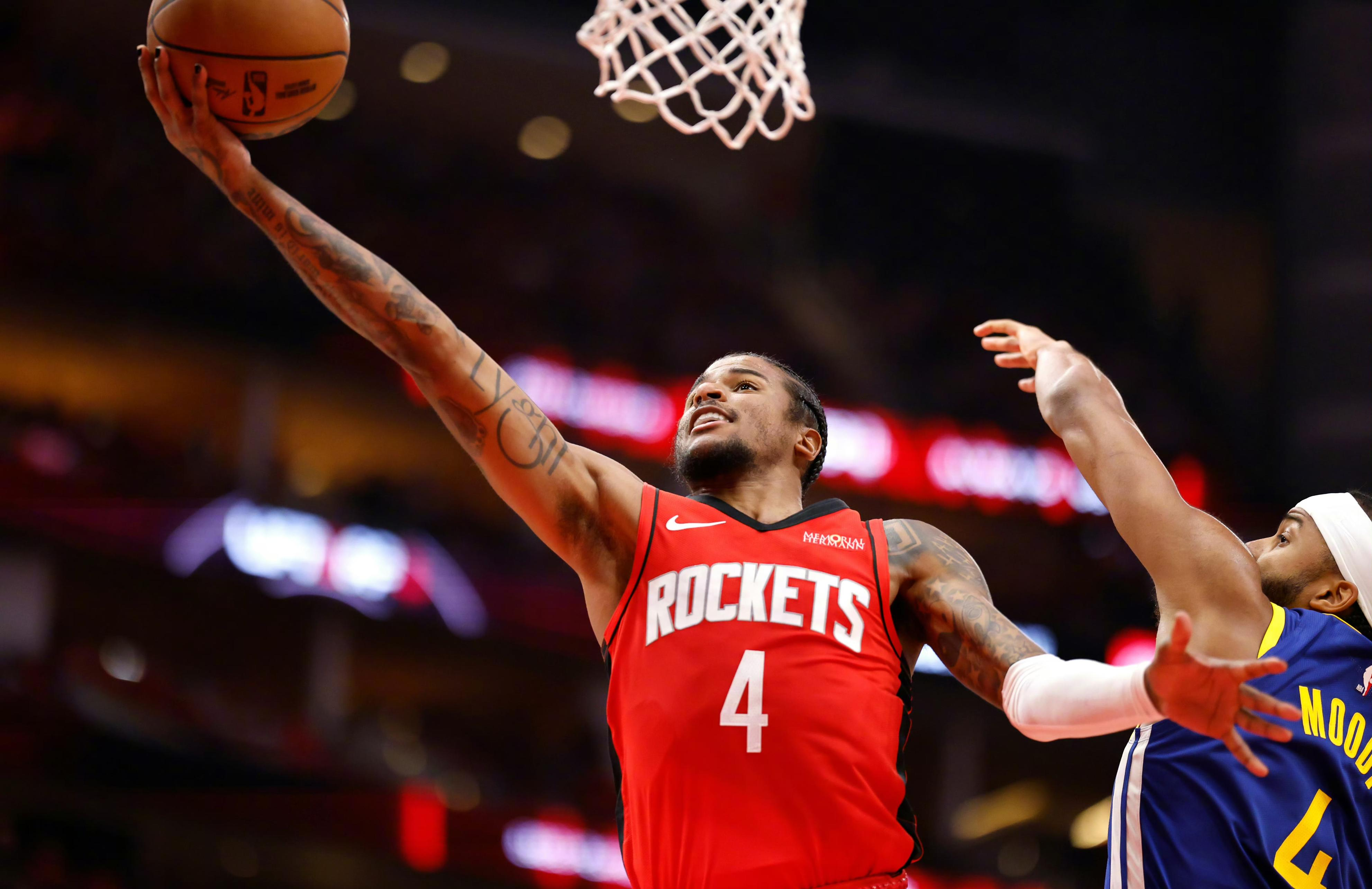 体育明星们在赛场上为胜利拼搏的简单介绍 体育明星们在赛场上为胜利拼搏的简单介绍