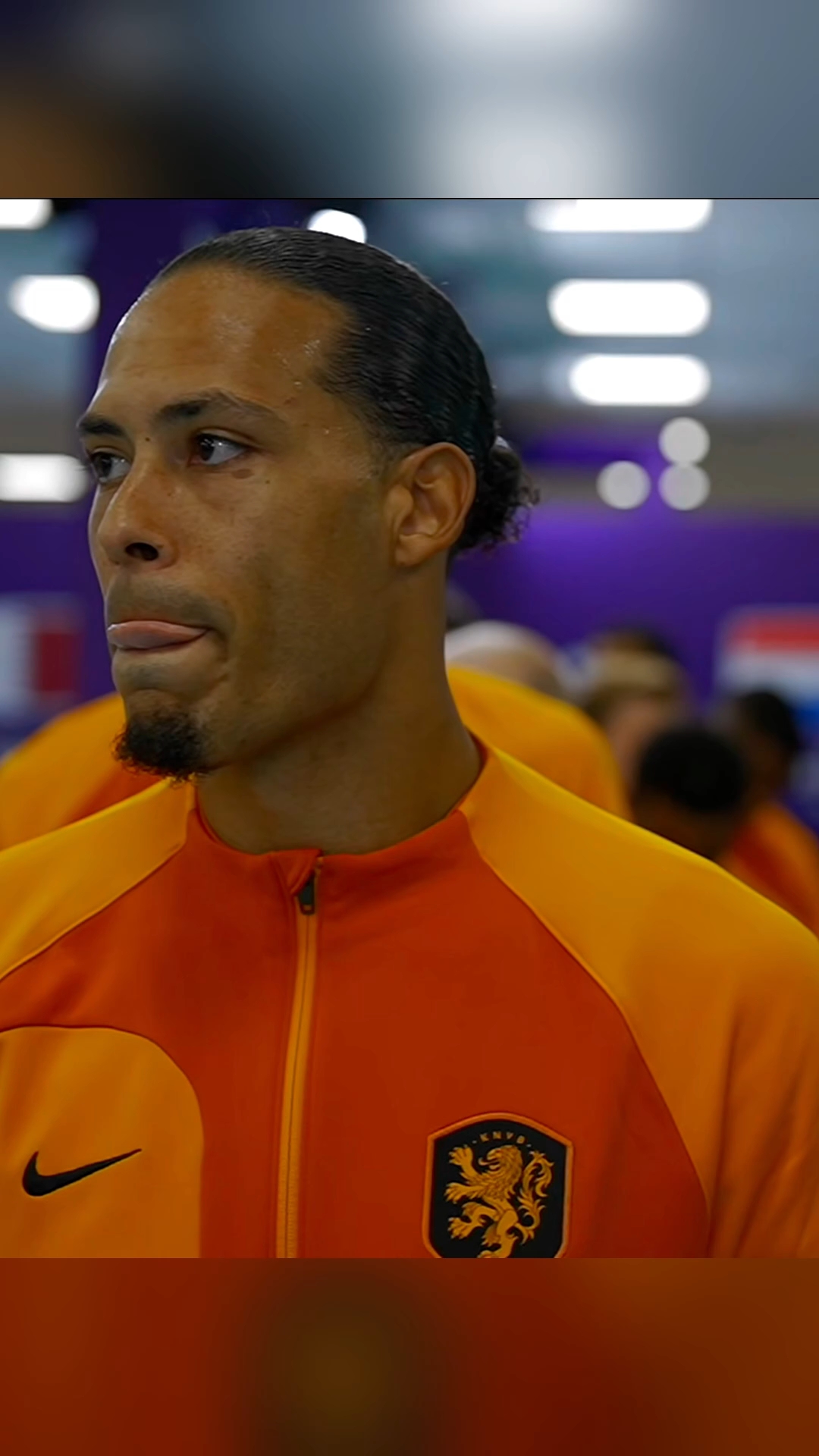 包含荷兰传奇球员在退役仪式展现风采的词条 包含荷兰传奇球员在退役仪式展现风采的词条