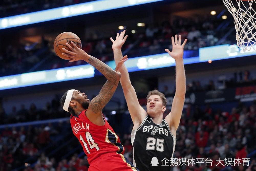 关于巴斯克队主教练战术妙手临时起舞，带领球队创造奇迹的信息