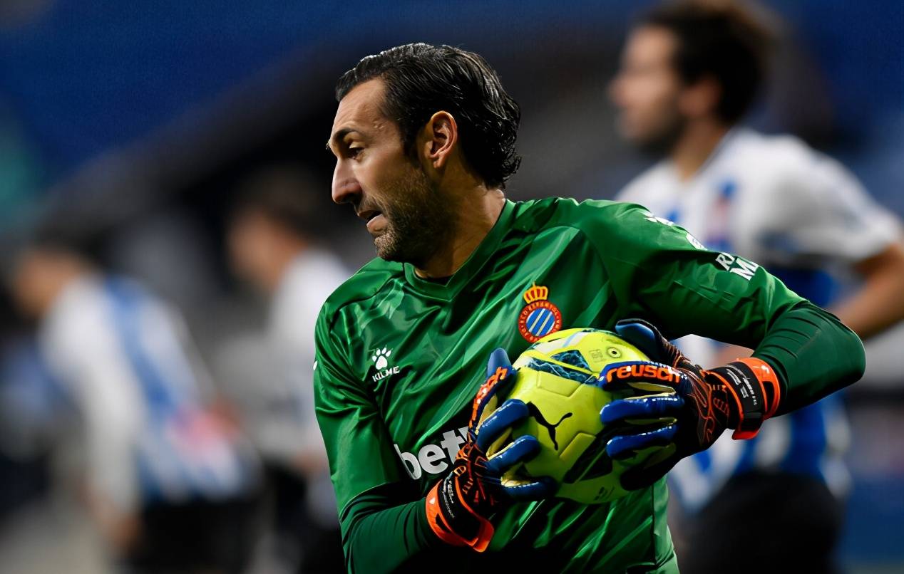 关于亚眠队新星脱颖而出,成为球队核心的信息 关于亚眠队新星脱颖而出,成为球队核心的信息