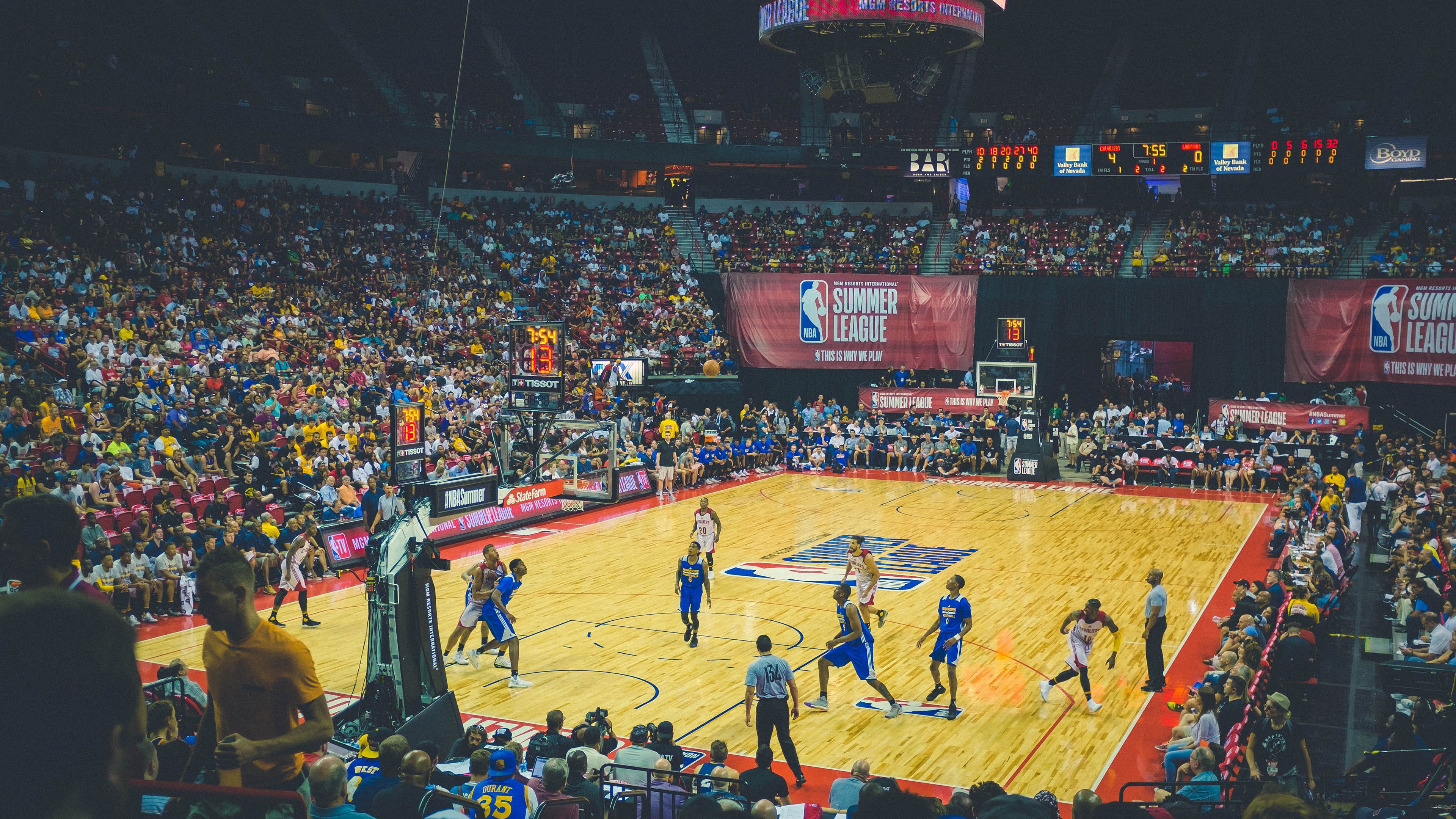 热浪节奏，迈阿密如何用掌控力撕裂开拓者的季后赛防线